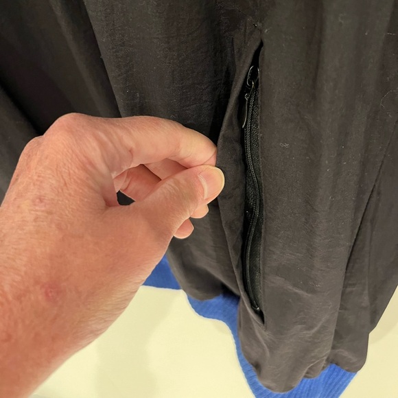 Men’s L Adidas nylon pullover lightweight wind jacket good vintage condition - Picture 7 of 11